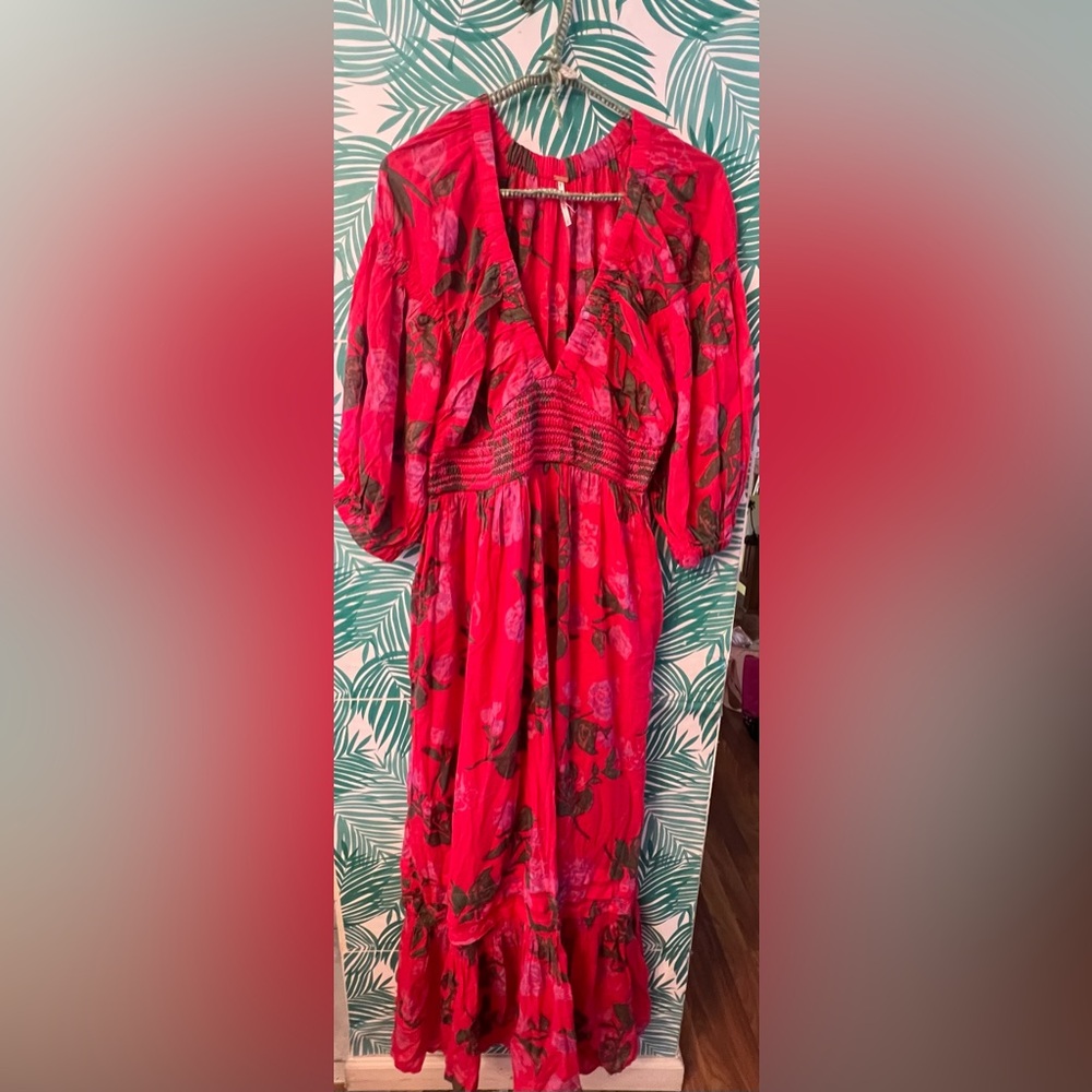 Nwot Free people golden hour floral print maxi dress in red with pockets sz Sml